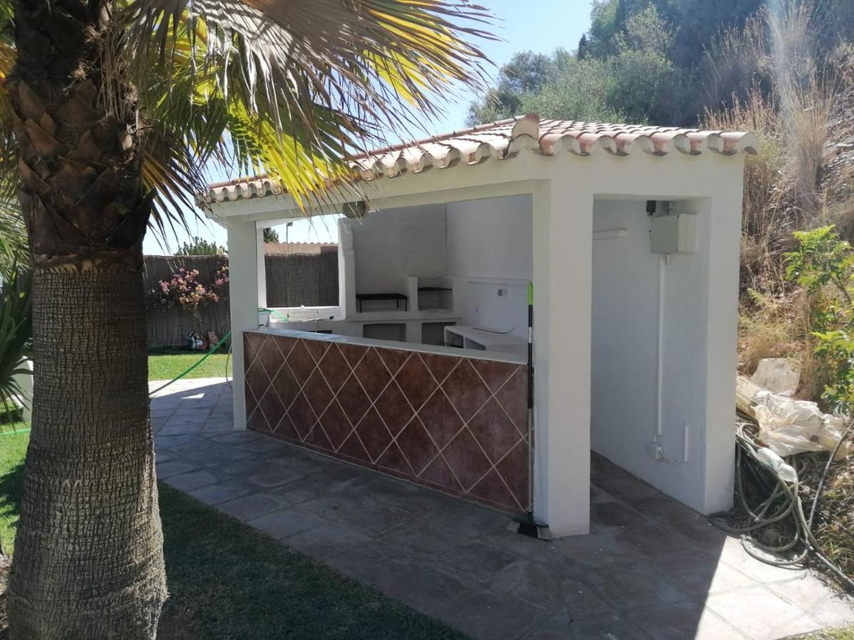 Gran Villa Con Vistas Al Mar Y Piscina Privada Malaga Exterior photo
