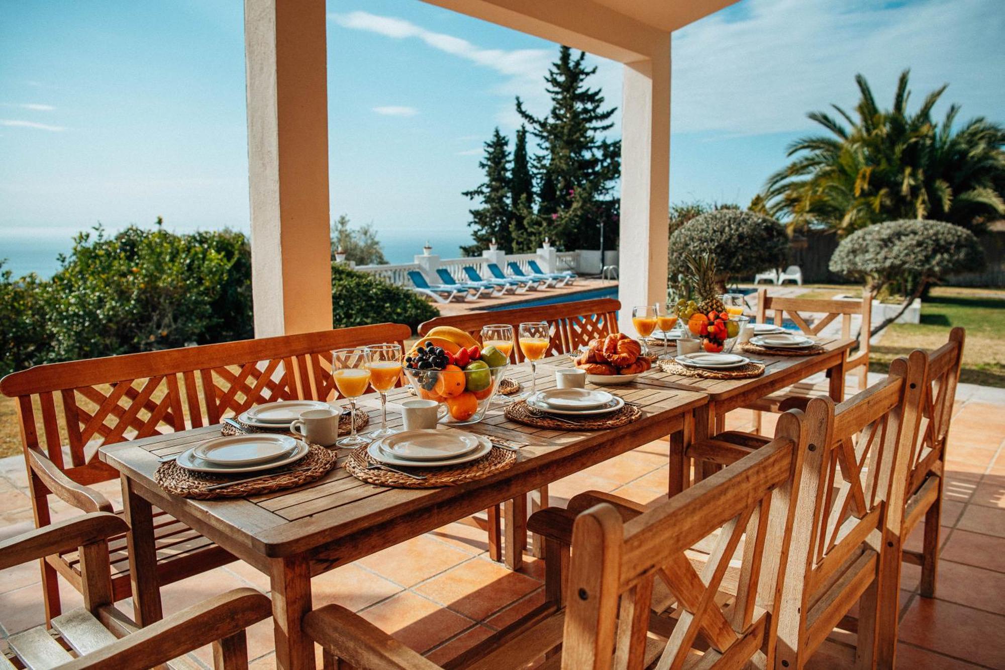 Gran Villa Con Vistas Al Mar Y Piscina Privada Malaga Exterior photo
